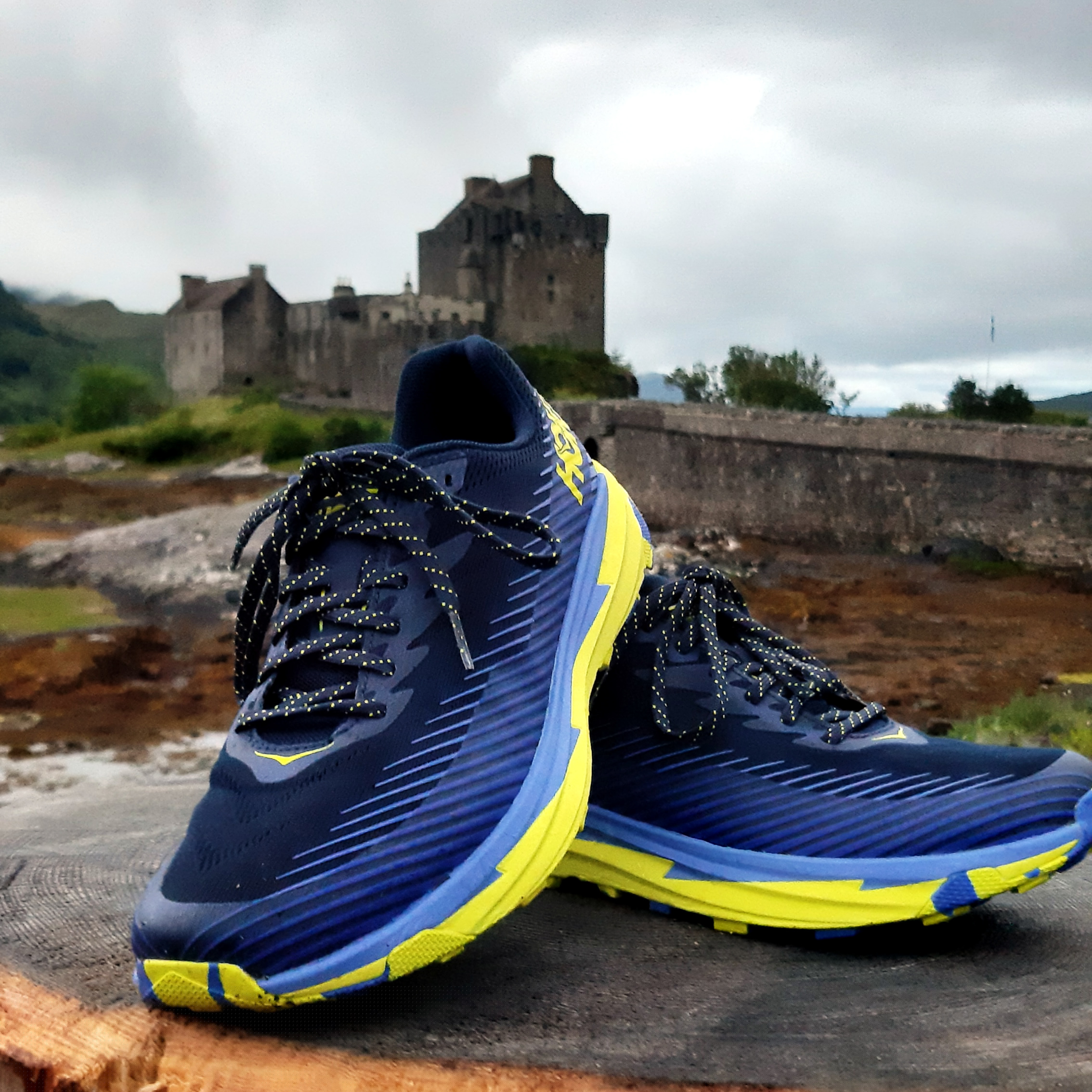 Hoka Torrent 2